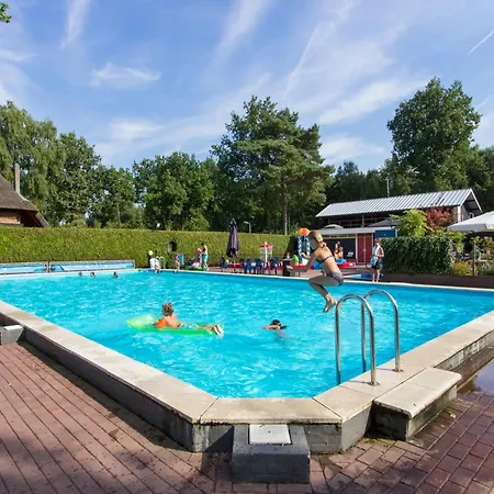 Comfortable Near Park De Veluwe Chalet Otterlo